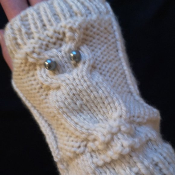 HOST PICK new Owl Knit Fingerless Gloves Mittens Hooter Made in Canada - Picture 1 of 7